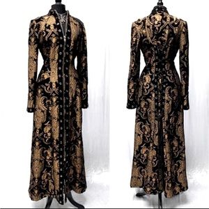 ***RARE*** Shrine of Hollywood long brocade coat 🔥🔥🔥